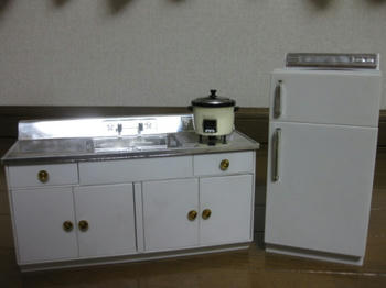 タカラ／二ユーリカちゃんの白い白い家具セット（ホームキッチン）（冷蔵庫）